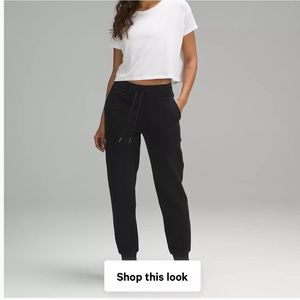Lululemon fleece Scuba jogger size 4 black